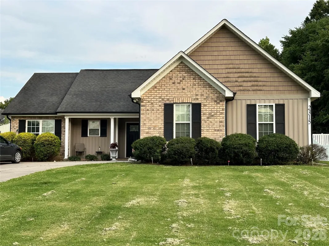 Property Slideshow image 1 of 2 | 2315 montford ave, Concord, NC, 28027