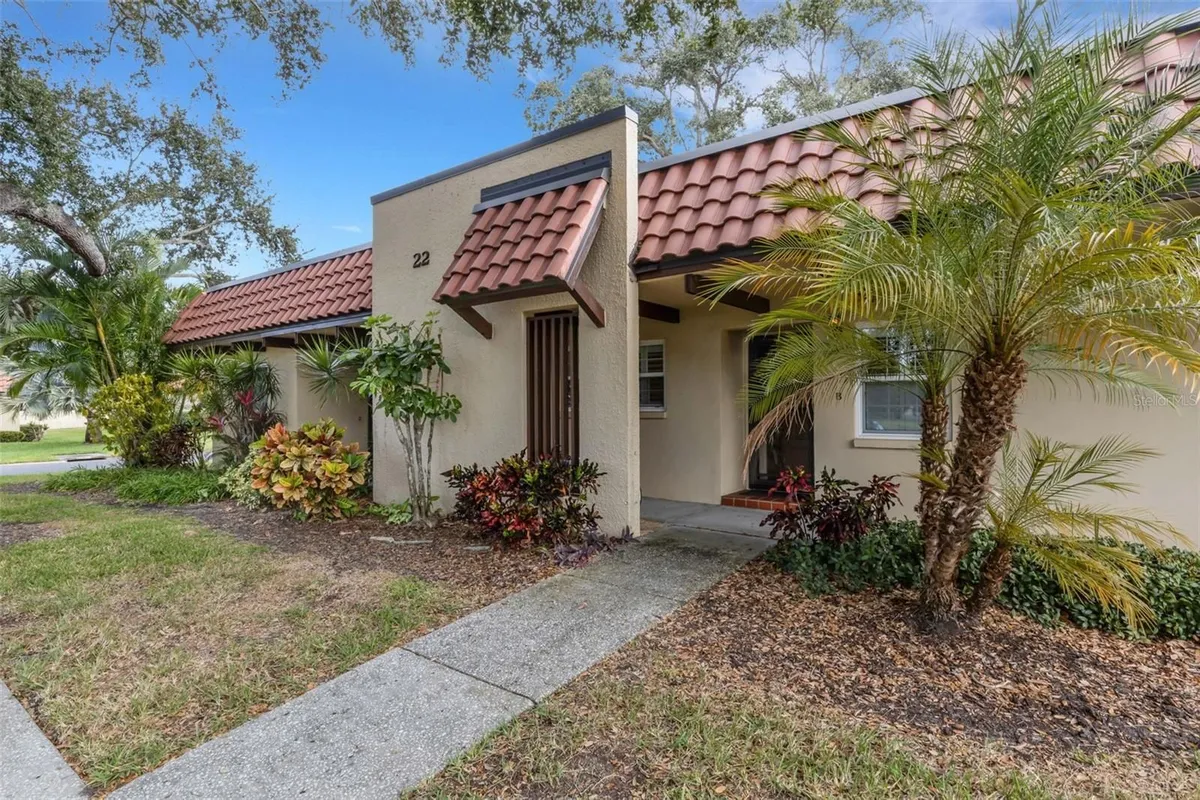Property Slideshow image 1 of 48 | 1701 pinehurst rd 22b, Dunedin, FL, 34698