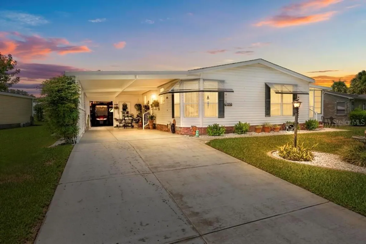 Property Slideshow image 1 of 63 | 1226 pompano ln, Lady Lake, FL, 32159