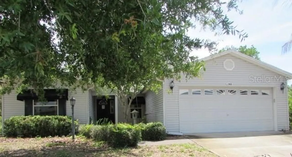 Property Slideshow image 1 of 14 | 1142 meadowbend dr, Leesburg, FL, 34748