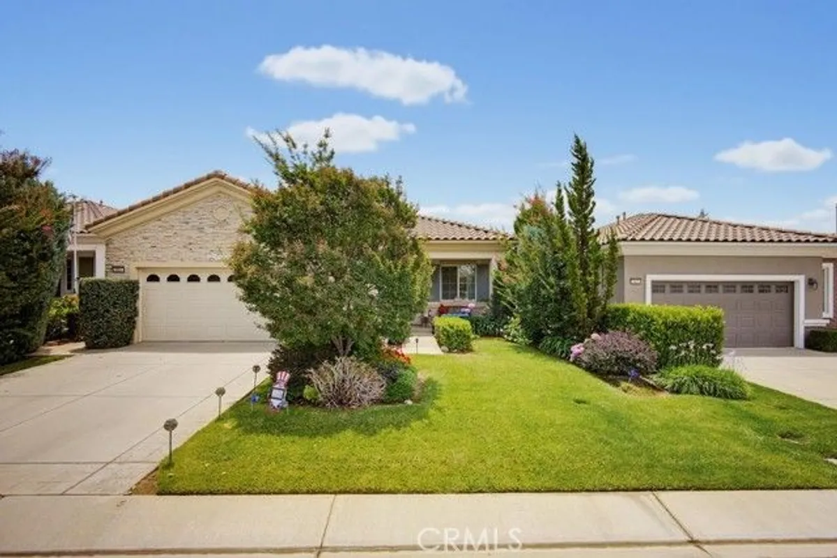 Property Slideshow image 1 of 34 | 913 avenal way, Beaumont, CA, 92223