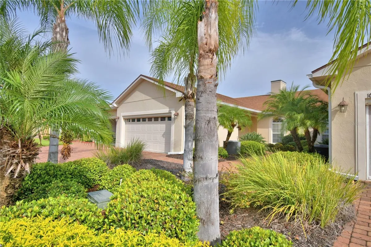 Property Slideshow image 1 of 68 | 1613 linz ct, Winter Haven, FL, 33884