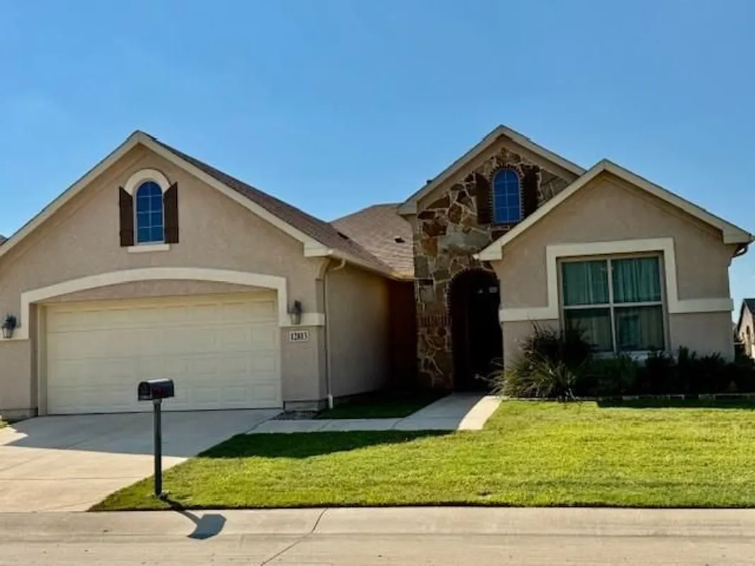 Property Slideshow image 1 of 36 | 12813 pumice ln, Denton, TX, 76207