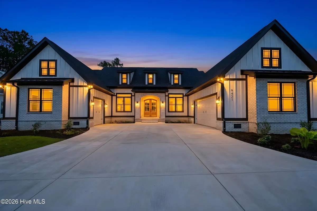 Property Slideshow image 1 of 76 | 9421 old salem way, Calabash, NC, 28467