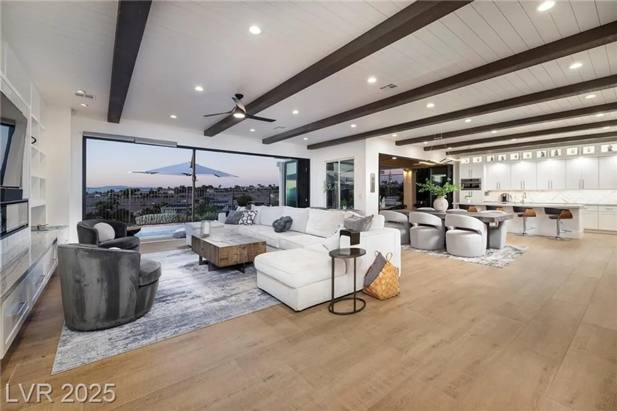 Property Slideshow image 1 of 48 | 2840 foxtail creek ave, Henderson, NV, 89052