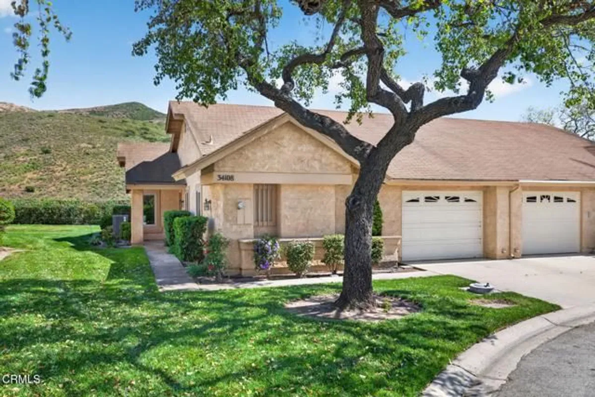 Property Slideshow image 1 of 46 | 34108 village 34 34, Camarillo, CA, 93012