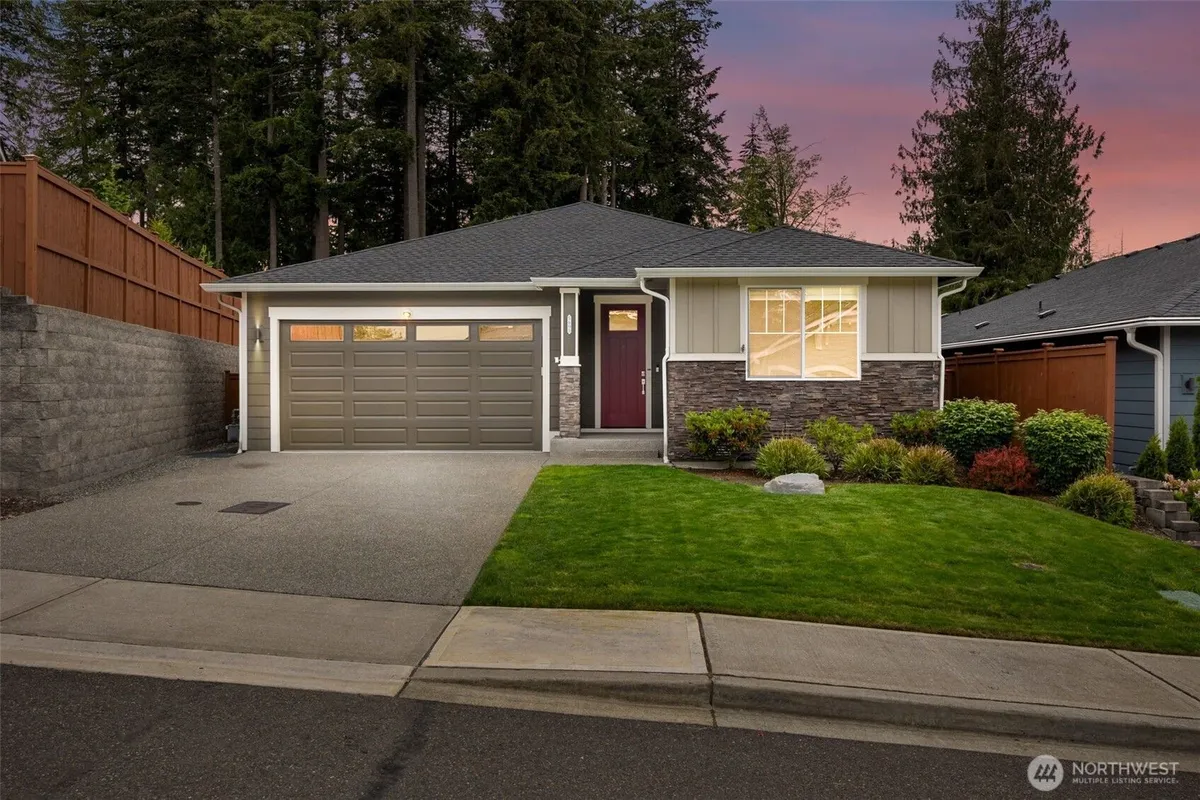 Property Slideshow image 1 of 40 | 5605 reef ln, Olympia, WA, 98516