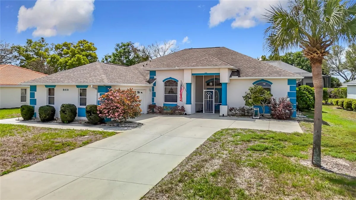 Property Slideshow image 1 of 32 | 8410 maybelle dr, Weeki Wachee, FL, 34613