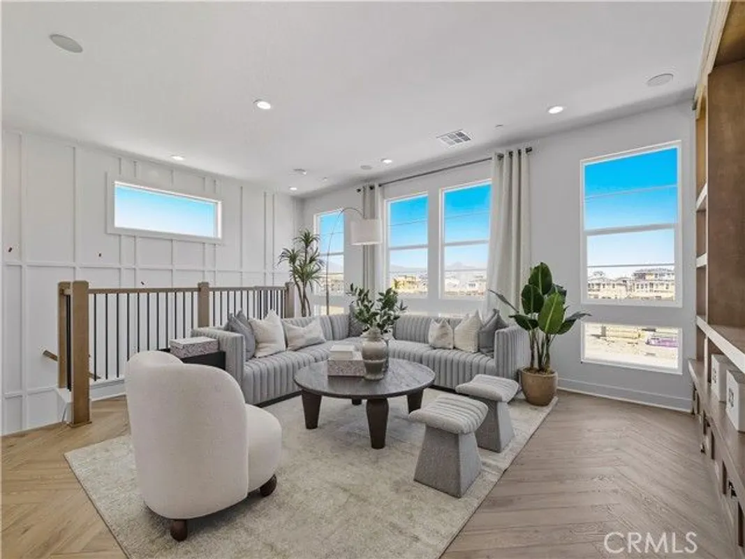 Property Slideshow image 1 of 24 | 2378 liv way, Montebello, CA, 90640