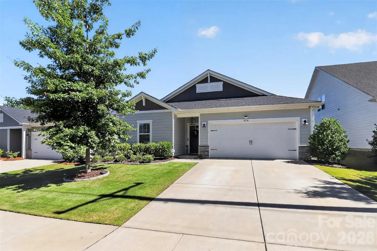 Property Slideshow image 1 of 37 | 4514 bright rd, Charlotte, NC, 28214