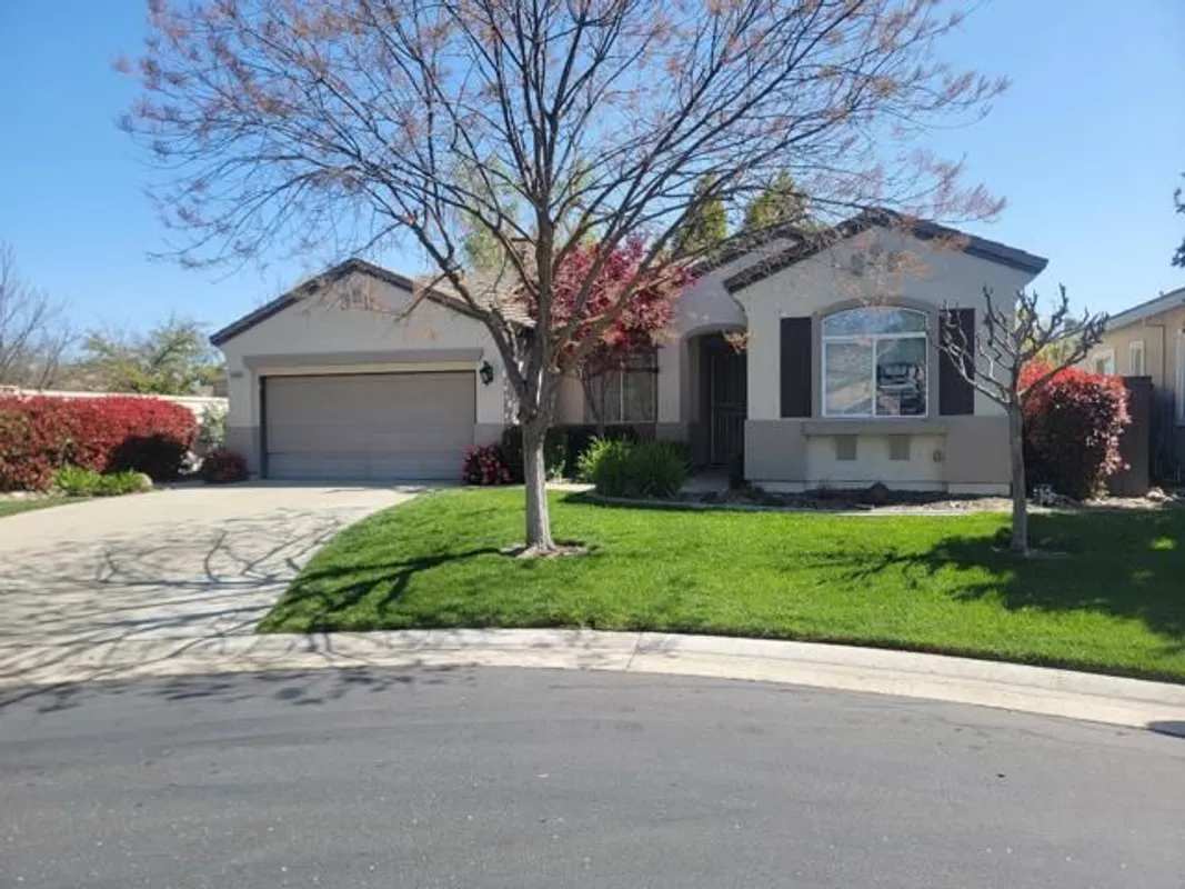 Property Slideshow image 1 of 12 | 9608 crystal bay ln, Elk Grove, CA, 95758