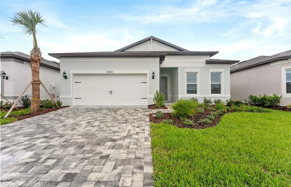 Property Slideshow image 1 of 27 | 13682 canyon ridge rd, Spring Hill, FL, 34610