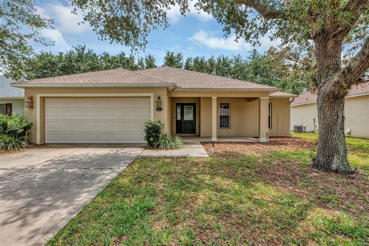 Property Slideshow image 1 of 44 | 4314 arlington ridge blvd, Leesburg, FL, 34748