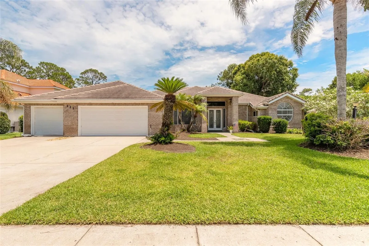 Property Slideshow image 1 of 63 | 121 king eider ct, Daytona Beach, FL, 32119