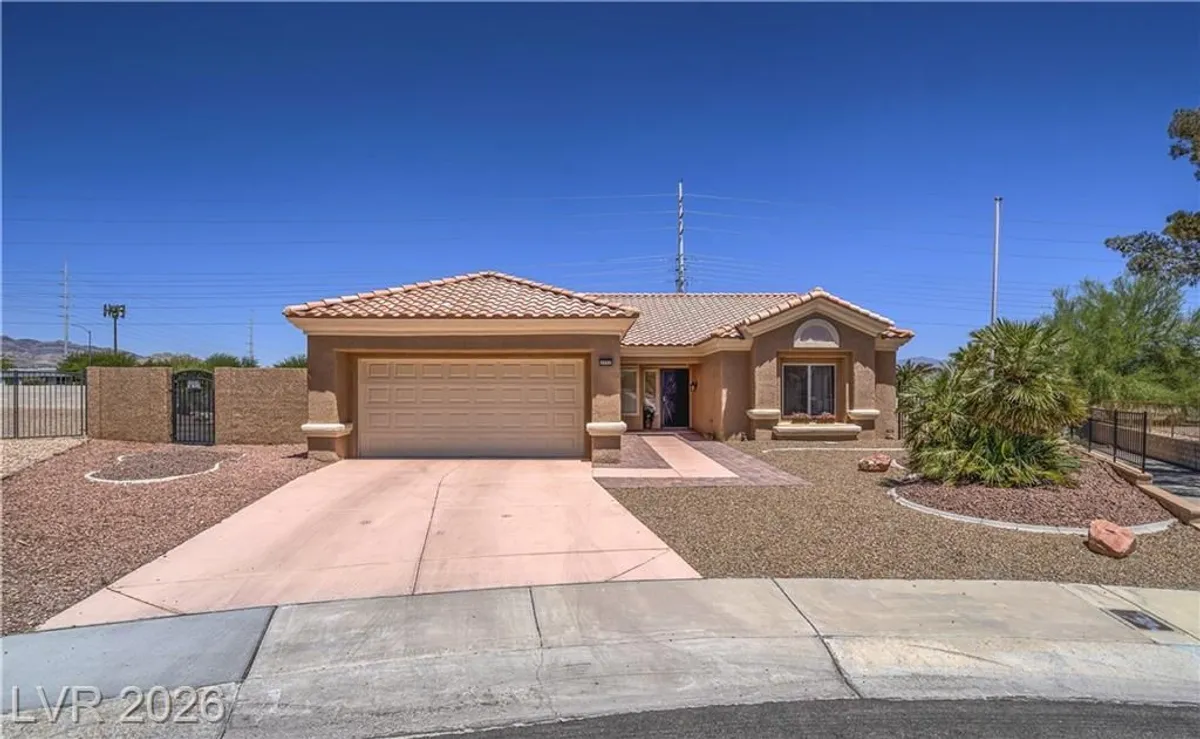 Property Slideshow image 1 of 31 | 3112 haddon dr, Las Vegas, NV, 89134