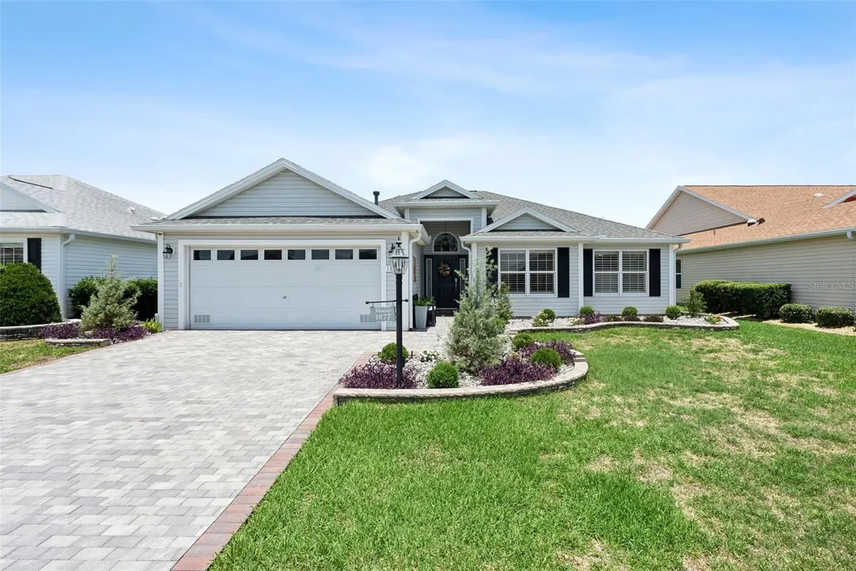 Property Slideshow image 1 of 48 | 1877 walden way, The Villages, FL, 32162