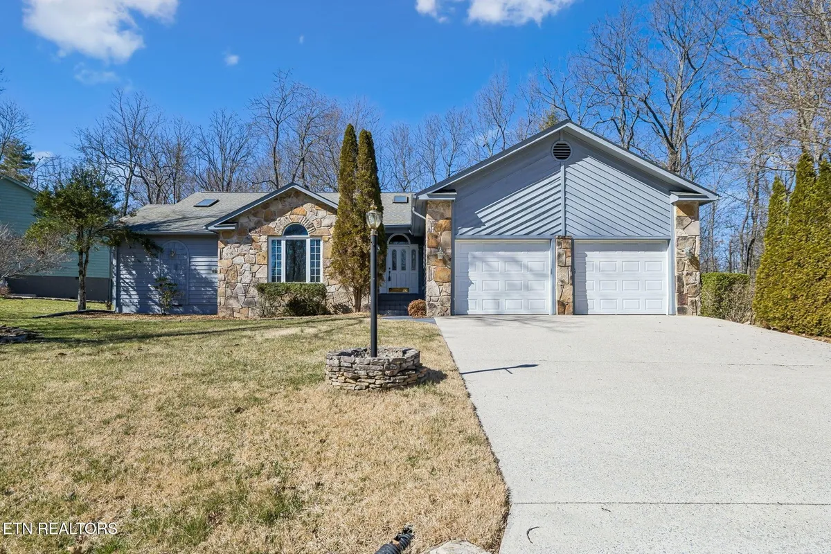 Property Slideshow image 1 of 43 | 107 walden ridge dr, Crossville, TN, 38558