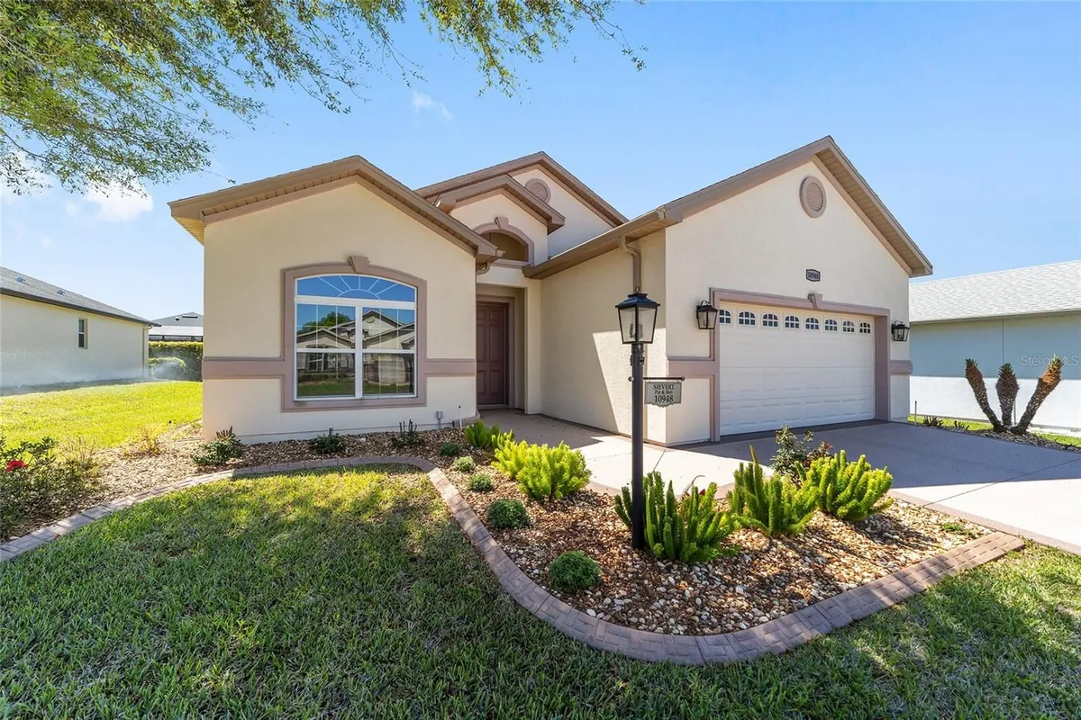 Property Slideshow image 1 of 61 | 10948 se 167th pl, Summerfield, FL, 34491