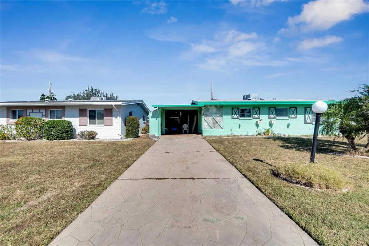 Property Slideshow image 1 of 47 | 1535 council dr, Sun City Center, FL, 33573