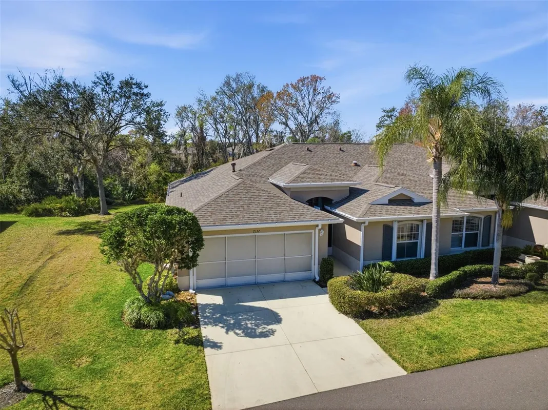 Property Slideshow image 1 of 43 | 2132 grantham greens dr, Sun City Center, FL, 33573