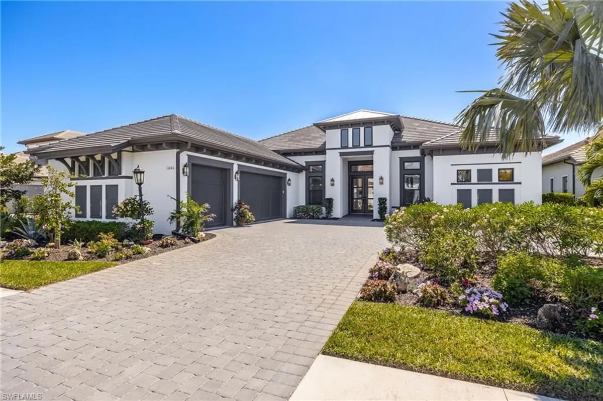 Property Slideshow image 1 of 48 | 11641 caleri ct, Fort Myers, FL, 33913