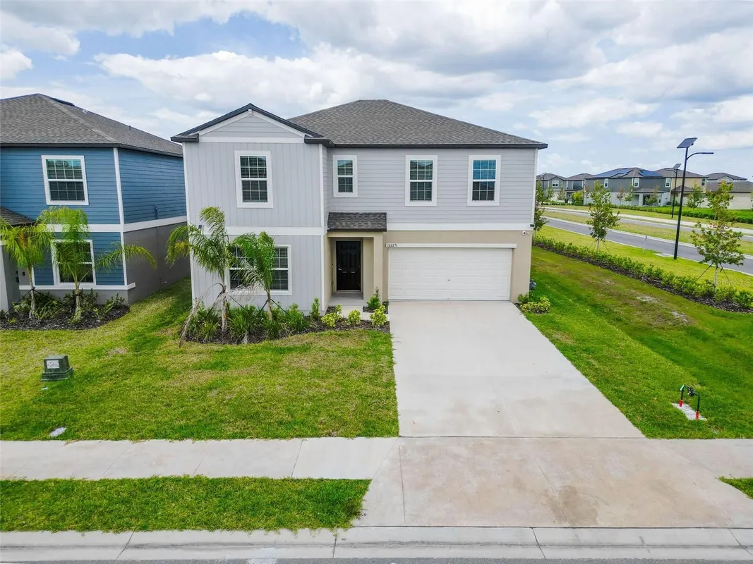 Property Slideshow image 1 of 18 | 12227 radiant gem trl, Parrish, FL, 34219