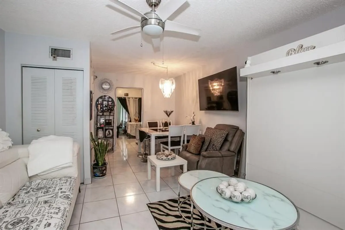 Property Slideshow image 1 of 12 | 601 nw 77th ave 205, Margate, FL, 33063