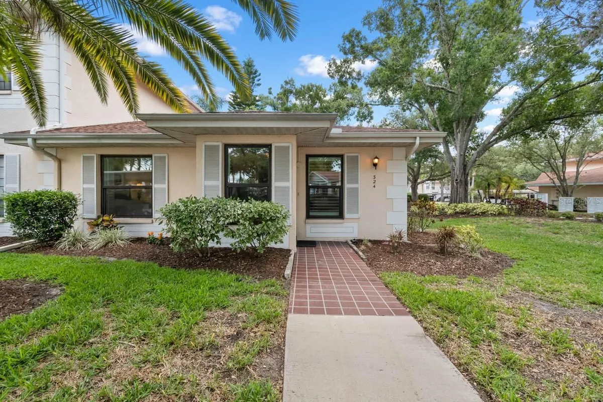 Property Slideshow image 1 of 60 | 324 kelsey way 4, Sun City Center, FL, 33573