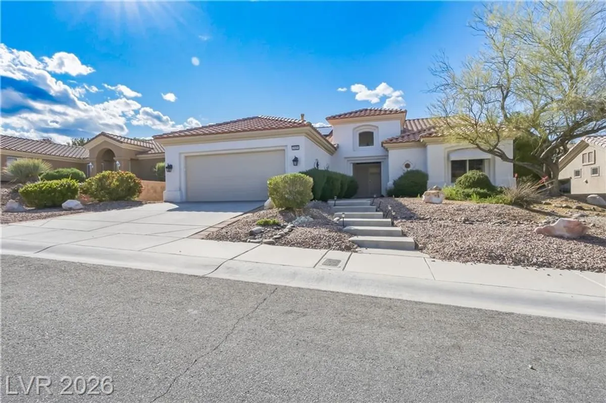 Property Slideshow image 1 of 58 | 2929 faiss dr, Las Vegas, NV, 89134