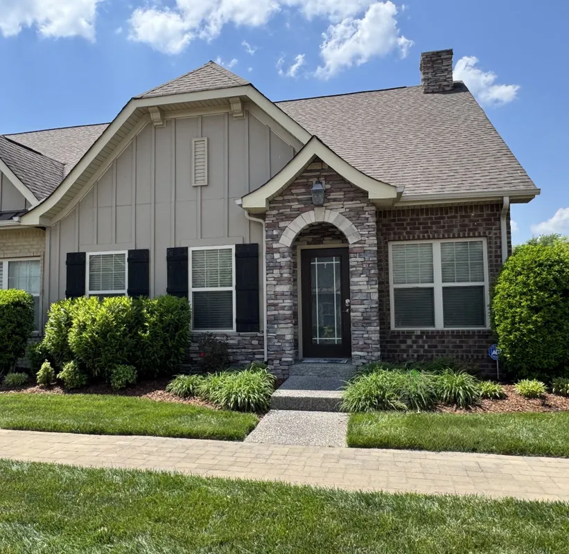 Property Slideshow image 1 of 31 | 236 glennister ct, Gallatin, TN, 37066