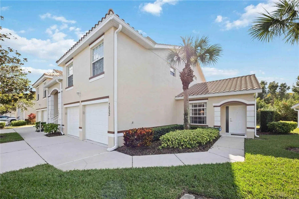 Property Slideshow image 1 of 51 | 7033 strand cir # 102, Bradenton, FL, 34203