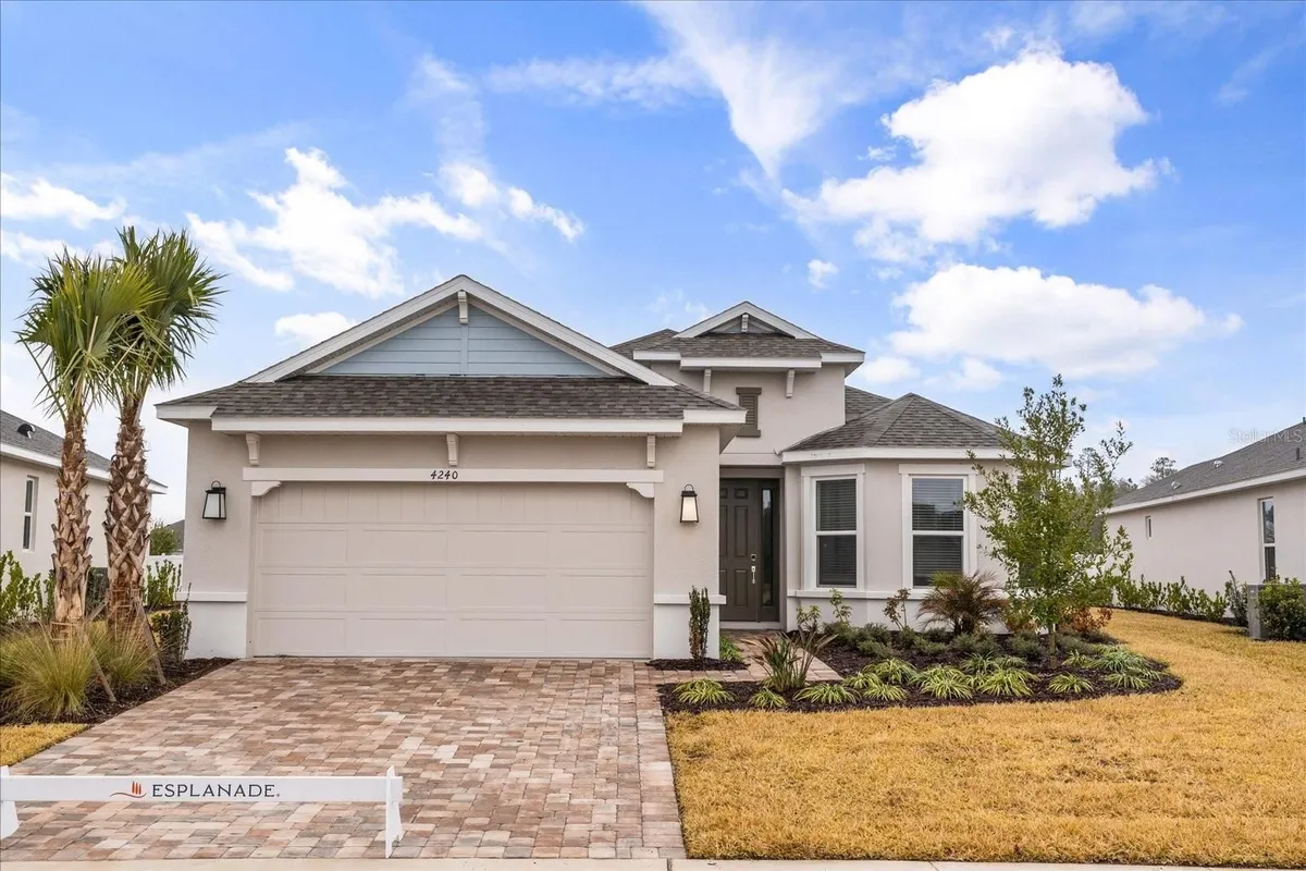 Property Slideshow image 1 of 37 | 4240 barbuda ln, Kissimmee, FL, 34758