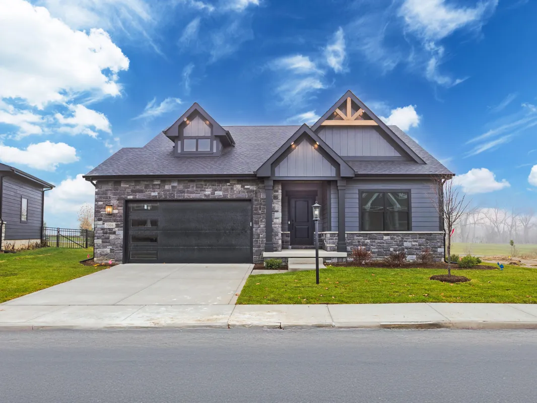 Property Slideshow image 1 of 23 | 3004 forestside ln, Valparaiso, IN, 46385
