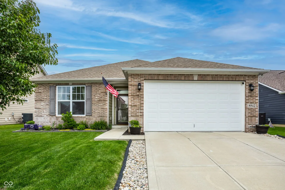 Property Slideshow image 1 of 32 | 8842 kipling dr, Indianapolis, IN, 46239
