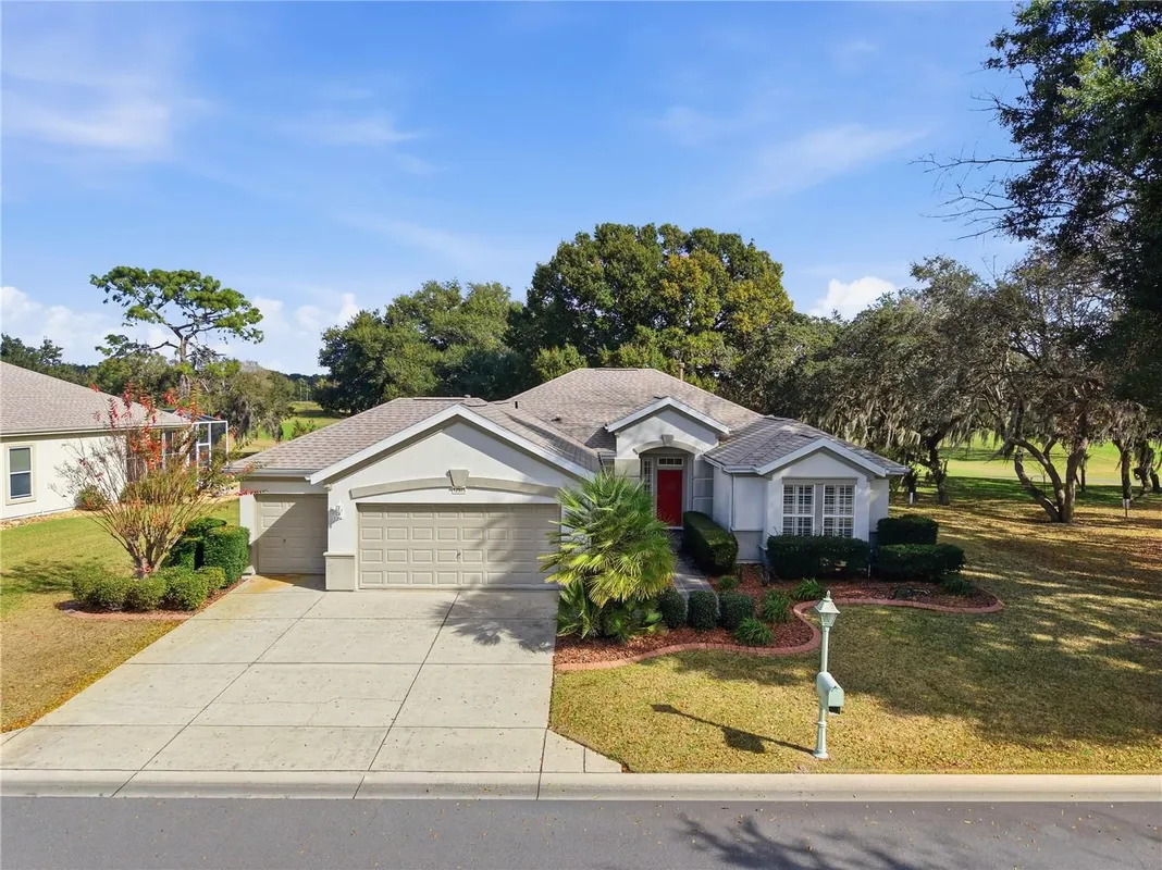 Property Slideshow image 1 of 34 | 12975 se 93rd cir, Summerfield, FL, 34491
