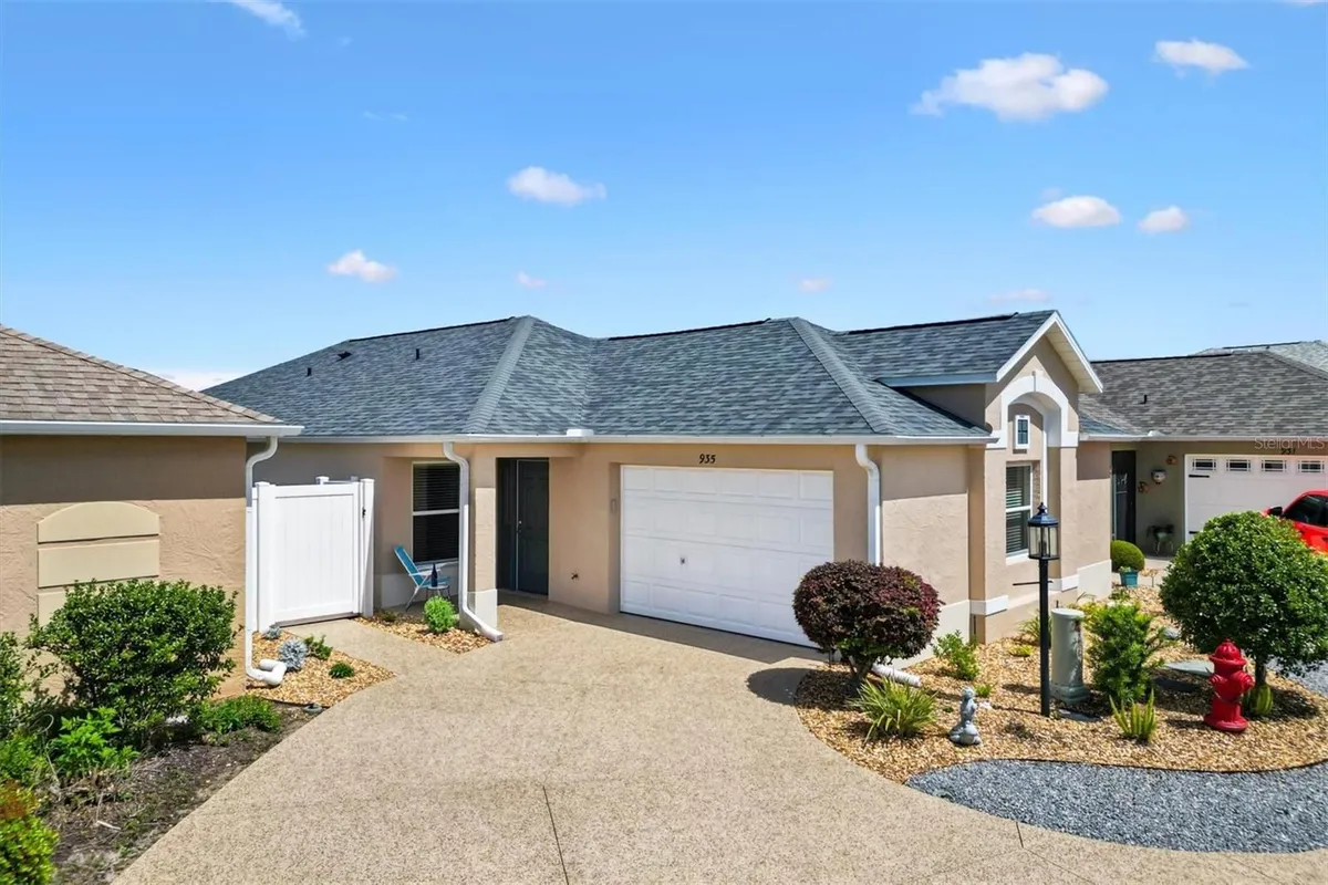 Property Slideshow image 1 of 22 | 935 wren st, The Villages, FL, 32163