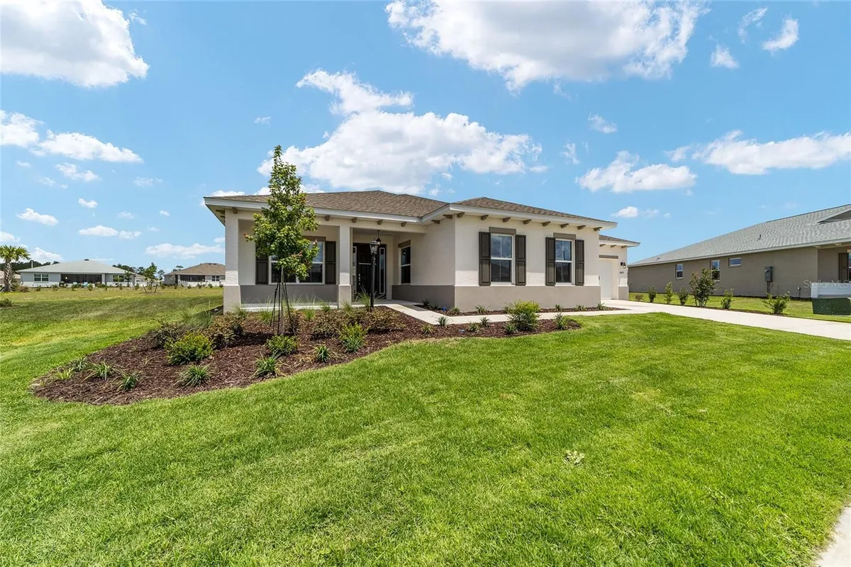 Property Slideshow image 1 of 49 | 10673 sw 102nd ln, Ocala, FL, 34481