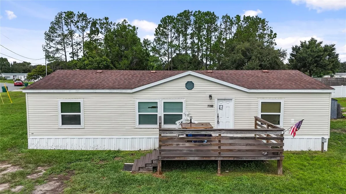 Property Slideshow image 1 of 23 | 7788 county road 109g, Lady Lake, FL, 32159