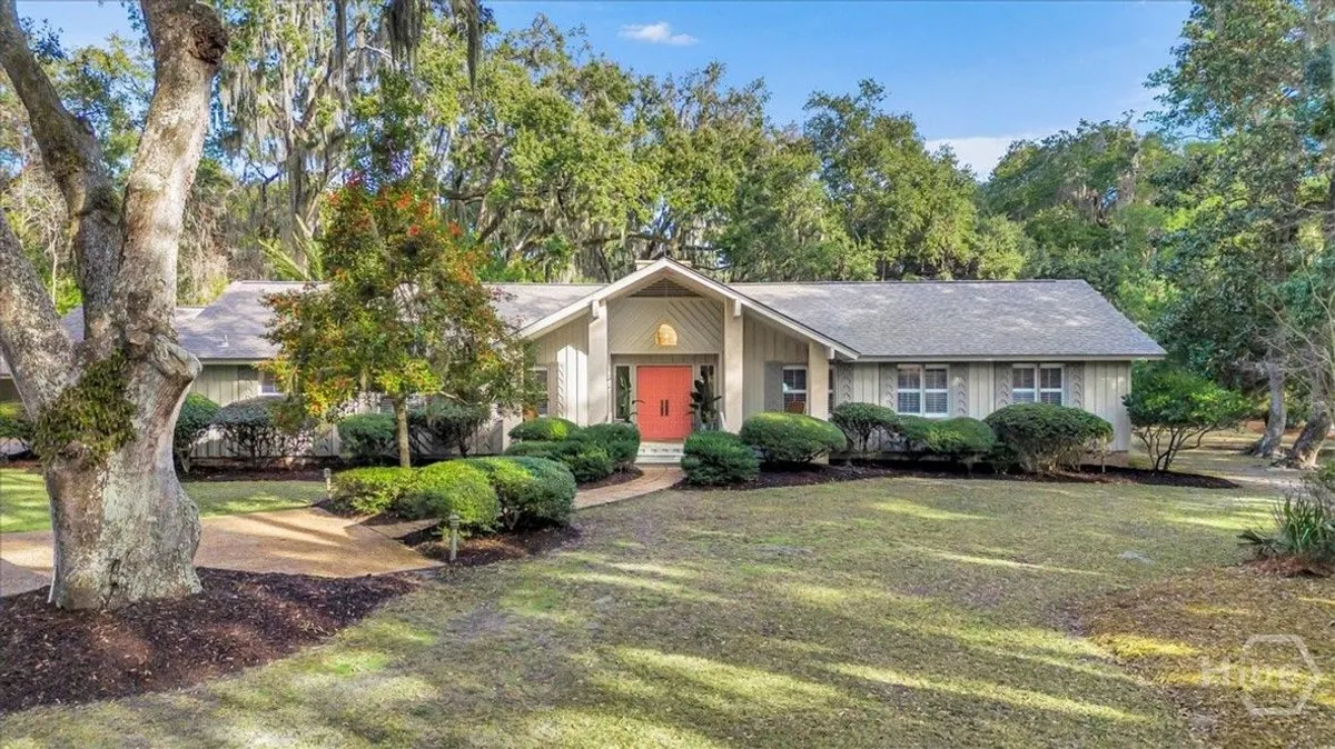 Property Slideshow image 1 of 42 | 18 mad turkey xing, Savannah, GA, 31411