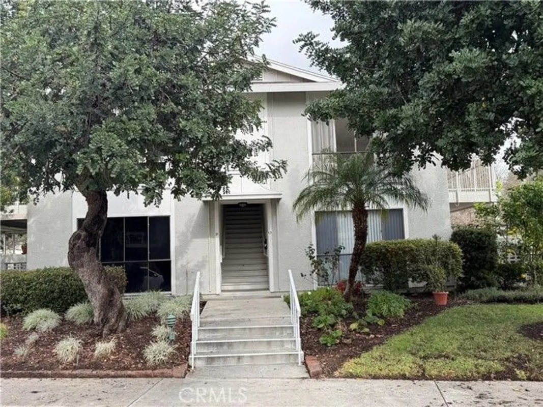 Property Slideshow image 1 of 28 | 925 avenida majorca o, Laguna Woods, CA, 92637