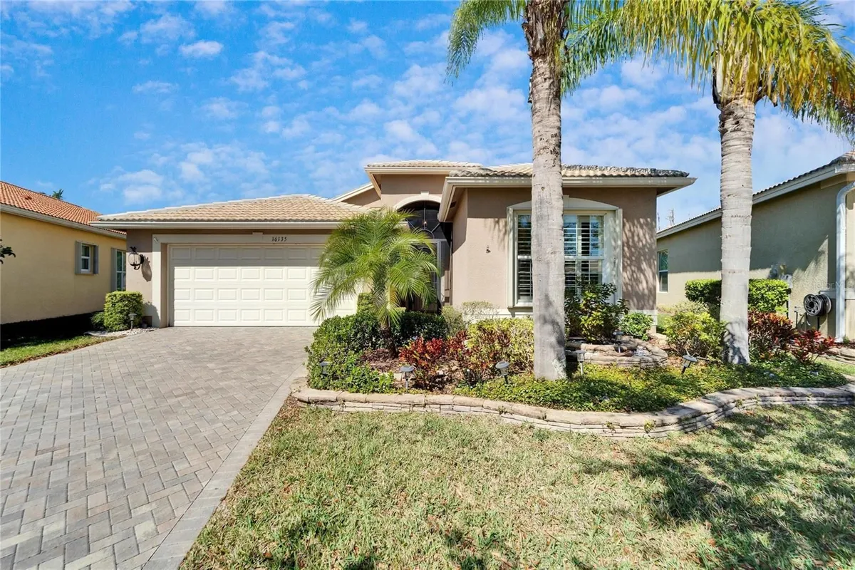 Property Slideshow image 1 of 85 | 16135 cape coral dr, Wimauma, FL, 33598