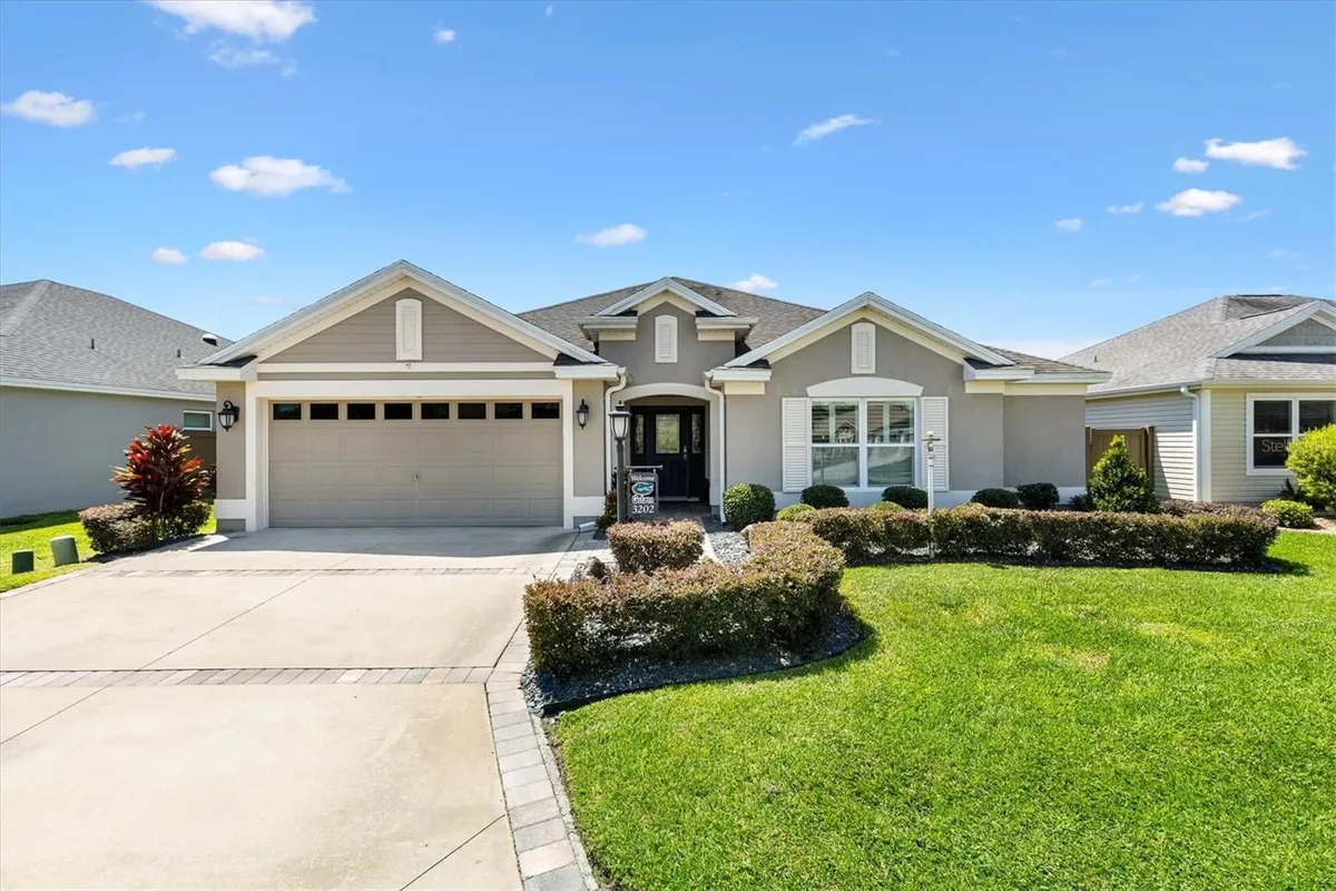 Property Slideshow image 1 of 42 | 3202 condrey ct, The Villages, FL, 32163