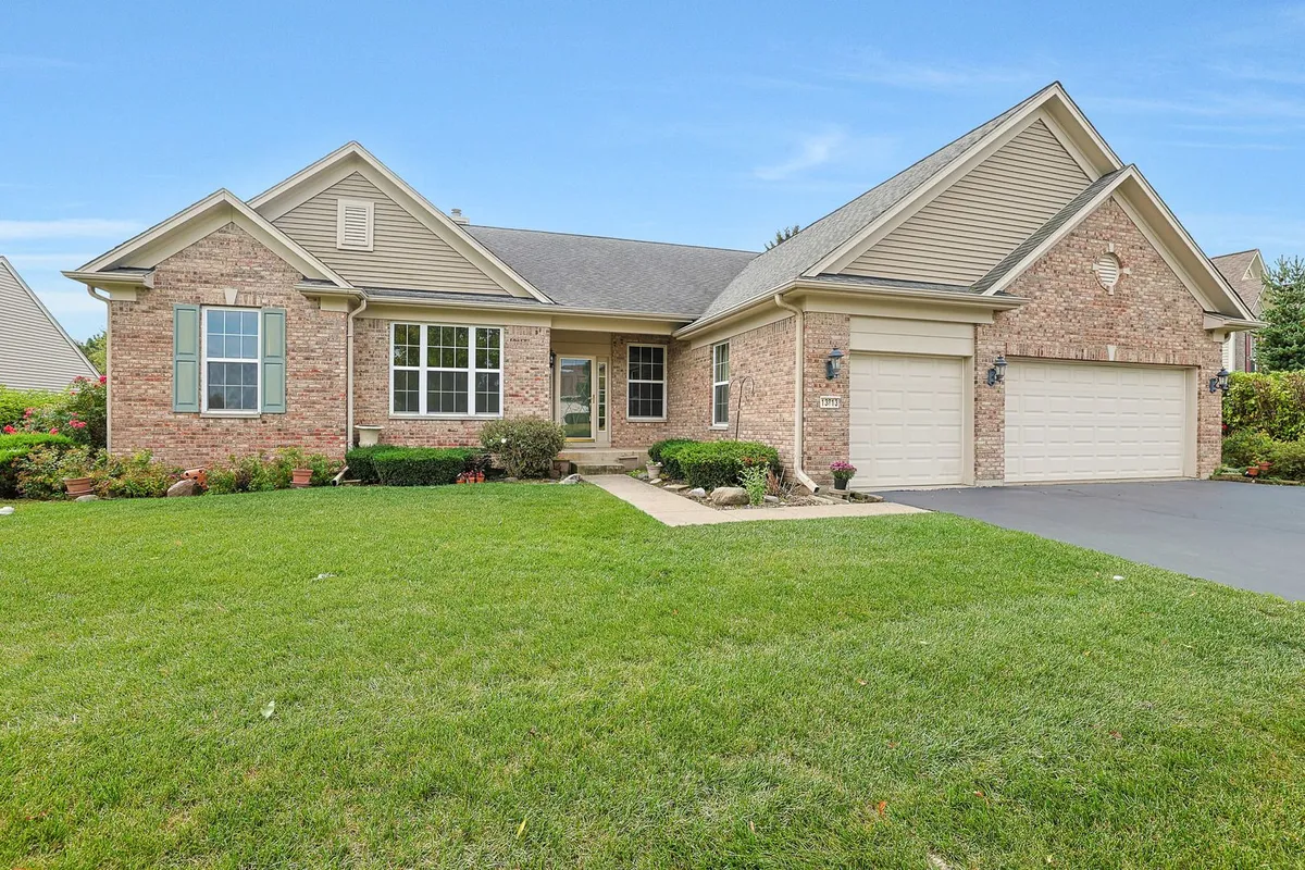 Property Slideshow image 1 of 30 | 13813 roosevelt dr, Huntley, IL, 60142