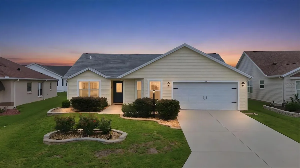 Property Slideshow image 1 of 48 | 17173 se 79th mclawren ter, The Villages, FL, 32162