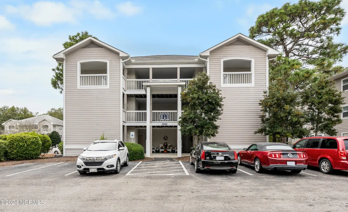 Property Slideshow image 1 of 43 | 3030 marsh winds cir 205, Southport, NC, 28461