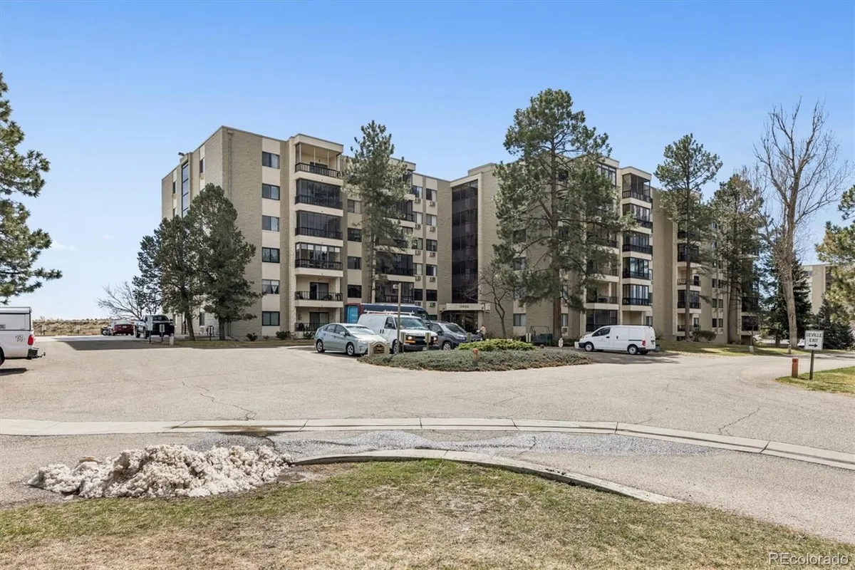 Property Slideshow image 1 of 35 | 13902 e marina dr 311, Aurora, CO, 80014