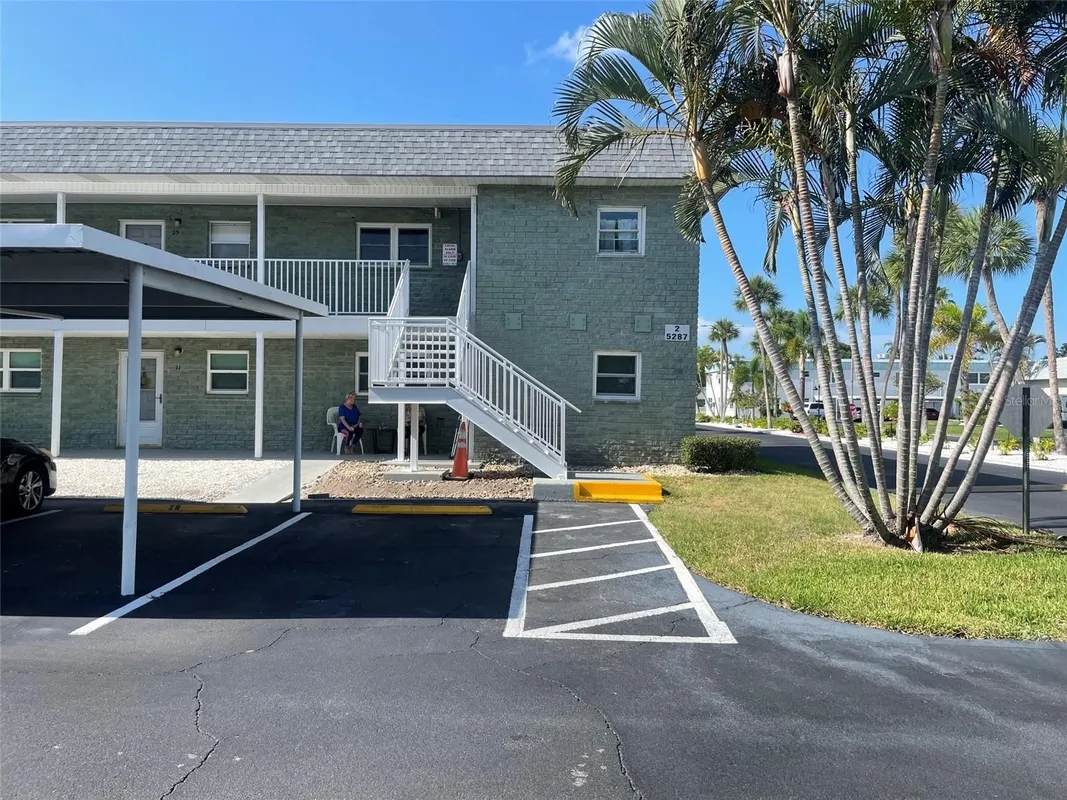 Property Slideshow image 1 of 14 | 5287 81st st 12, St Petersburg, FL, 33709