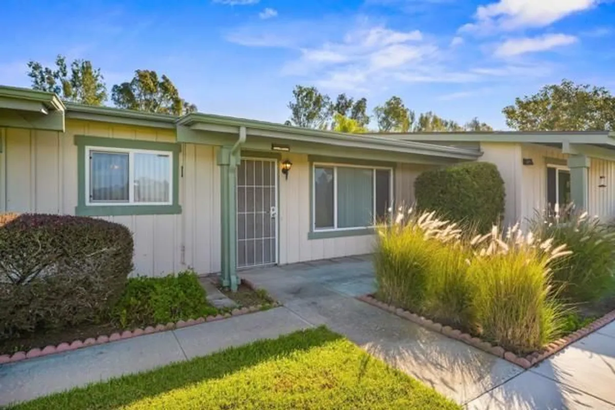 Property Slideshow image 1 of 34 | 4440 skimmer way, Oceanside, CA, 92057
