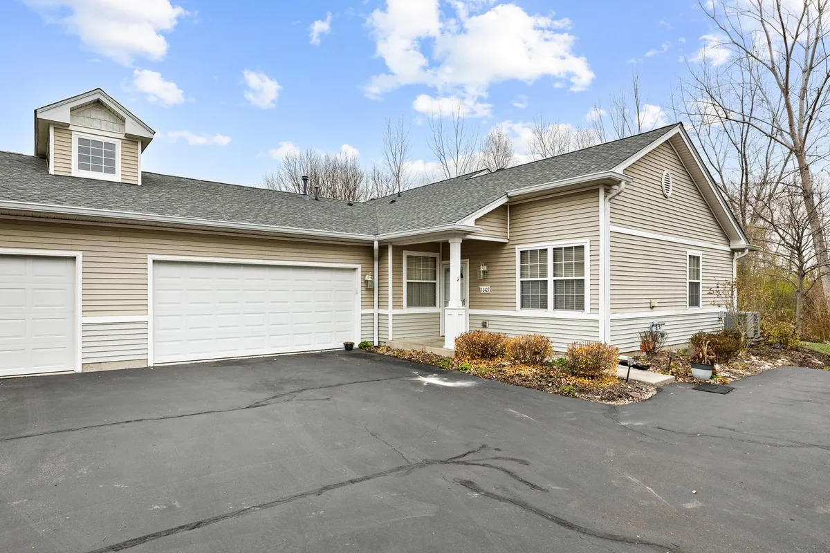 Property Slideshow image 1 of 20 | 13427 michigan ave, Huntley, IL, 60142