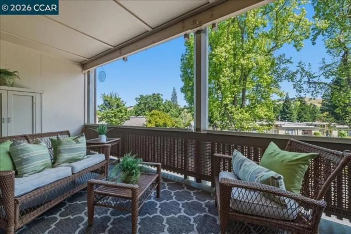 Property Slideshow image 1 of 60 | 1112 rockledge ln 6, Walnut Creek, CA, 94595